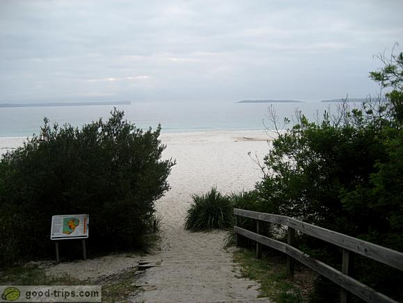 Path to Hyams beach in Jervis Bay