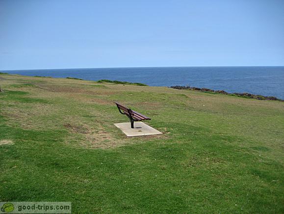 Beautiful walking paths along coast at Kiama
