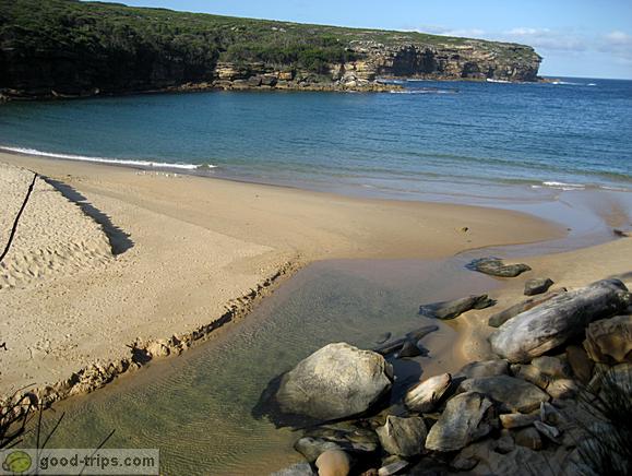 View of the end of Wattamolla Lagoon and Tasman Sea