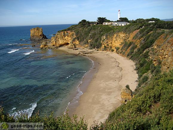 Bay near Split Point Lighthouse