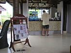 Samui Airport - Free drink, food, newspapers on Samui Airport 